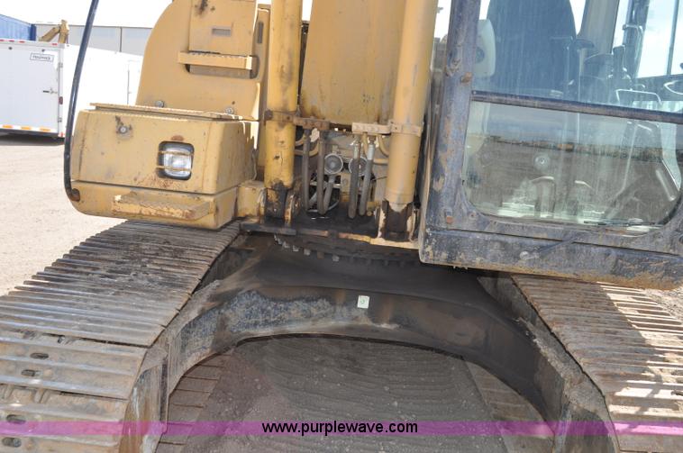 image for item A5883 2001 Caterpillar 312CL excavator