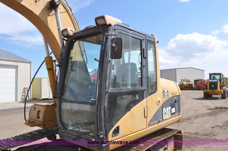 image for item A5883 2001 Caterpillar 312CL excavator