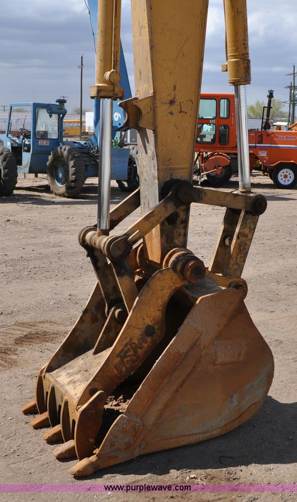 image for item A5883 2001 Caterpillar 312CL excavator