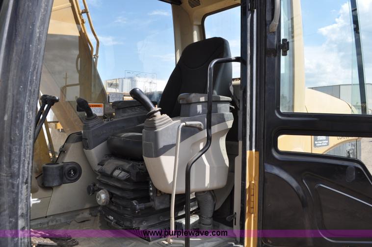 image for item A5883 2001 Caterpillar 312CL excavator