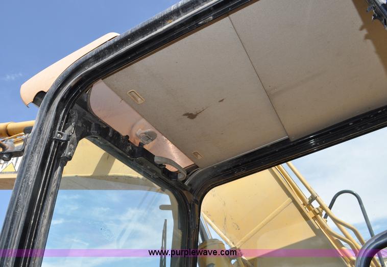 image for item A5883 2001 Caterpillar 312CL excavator