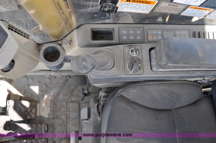 image for item A5883 2001 Caterpillar 312CL excavator