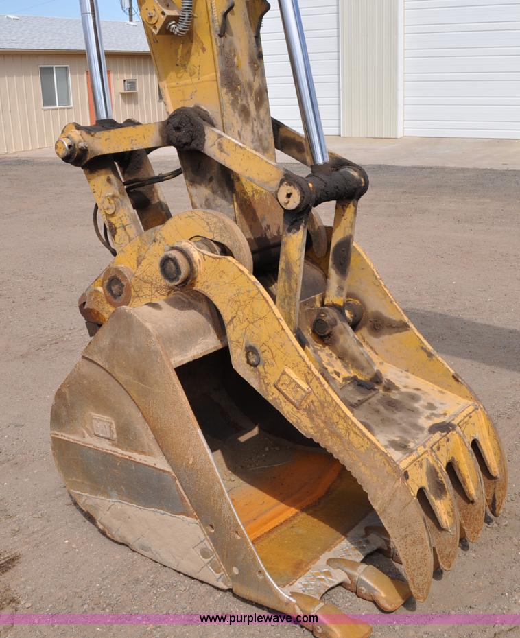 image for item A5884 2005 Caterpillar 315CL excavator