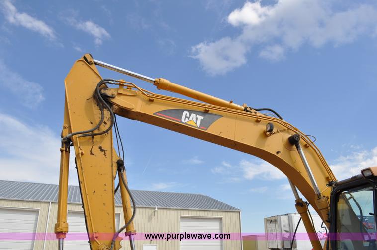 image for item A5884 2005 Caterpillar 315CL excavator