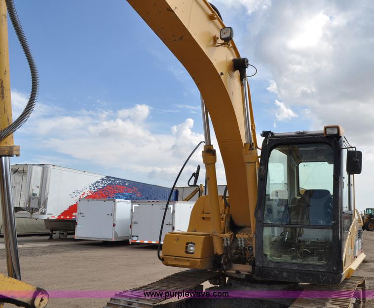 image for item A5884 2005 Caterpillar 315CL excavator