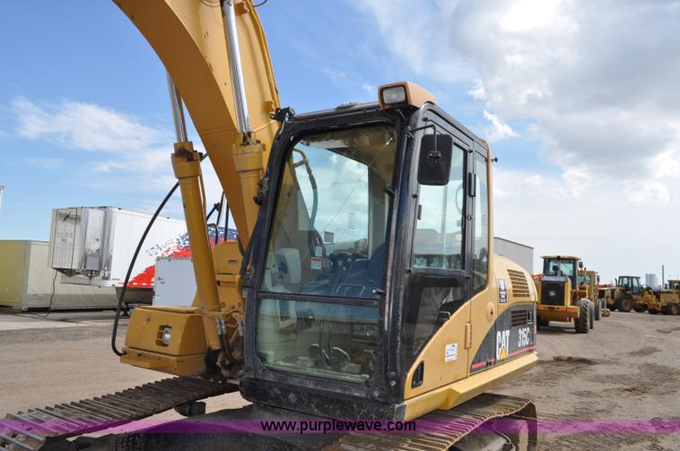image for item A5884 2005 Caterpillar 315CL excavator