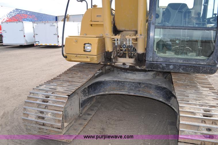 image for item A5884 2005 Caterpillar 315CL excavator