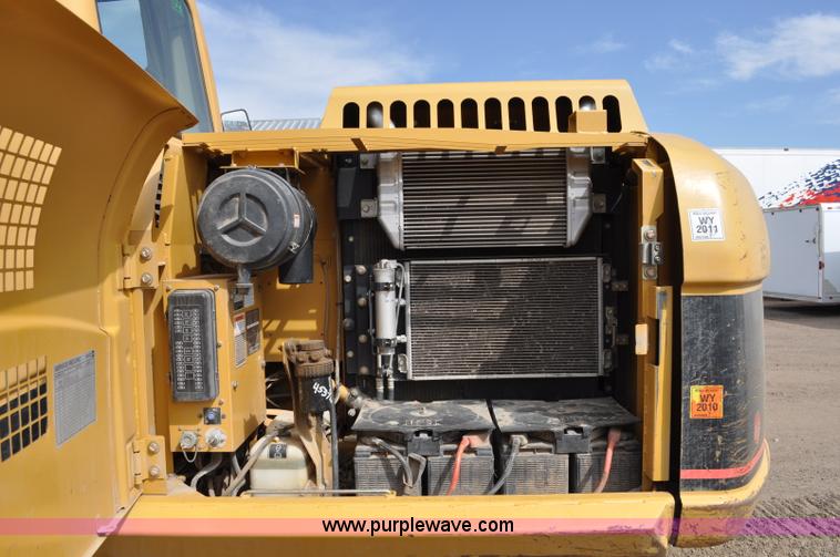 image for item A5884 2005 Caterpillar 315CL excavator