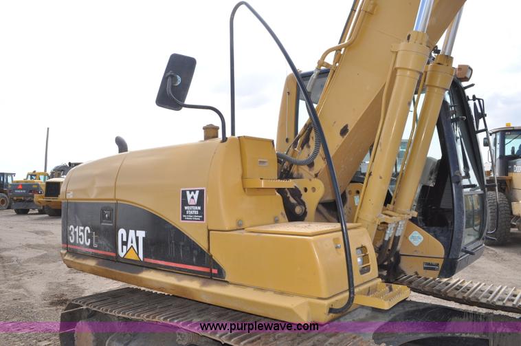 image for item A5884 2005 Caterpillar 315CL excavator