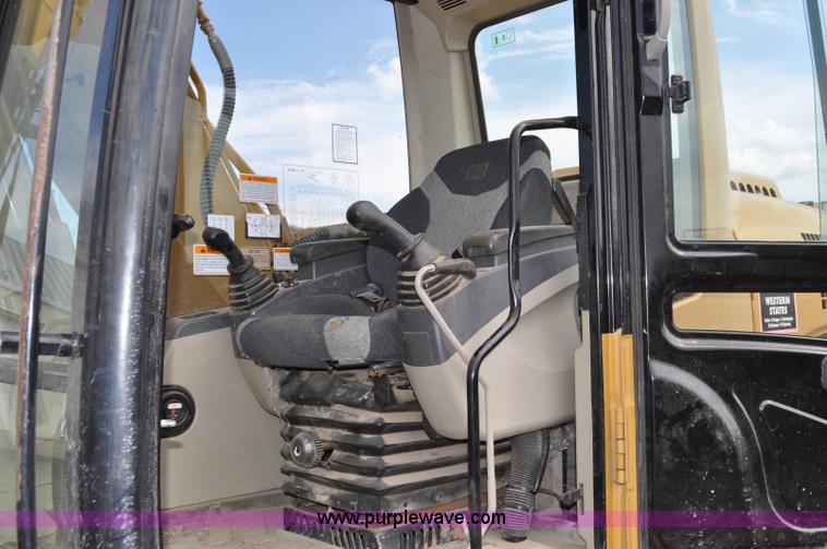 image for item A5884 2005 Caterpillar 315CL excavator