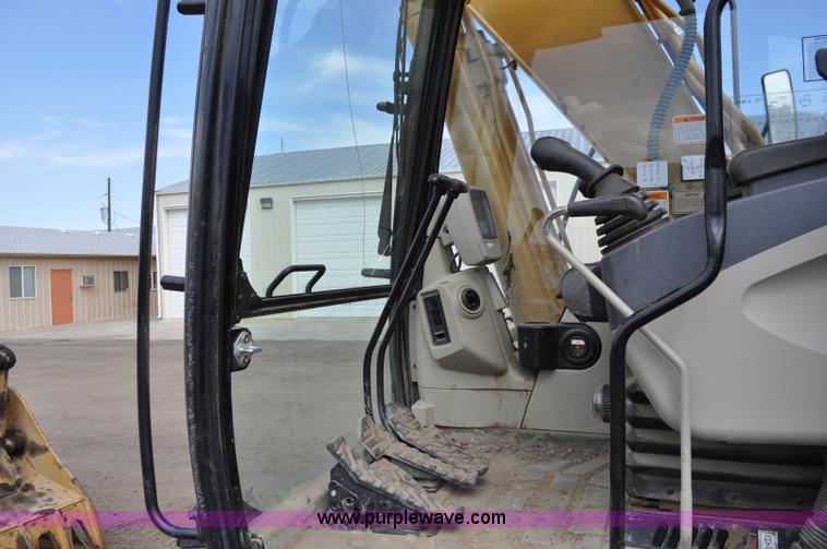 image for item A5884 2005 Caterpillar 315CL excavator