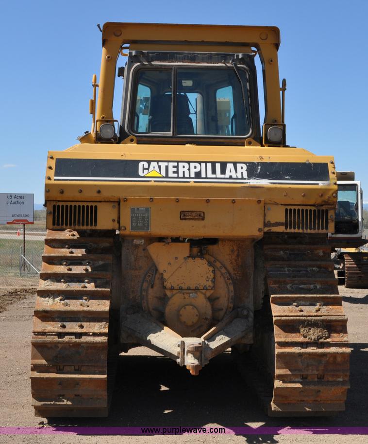 image for item A5885 1999 Caterpillar D7R XR dozer
