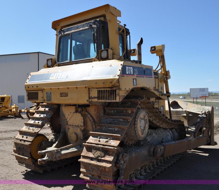 image for item A5885 1999 Caterpillar D7R XR dozer