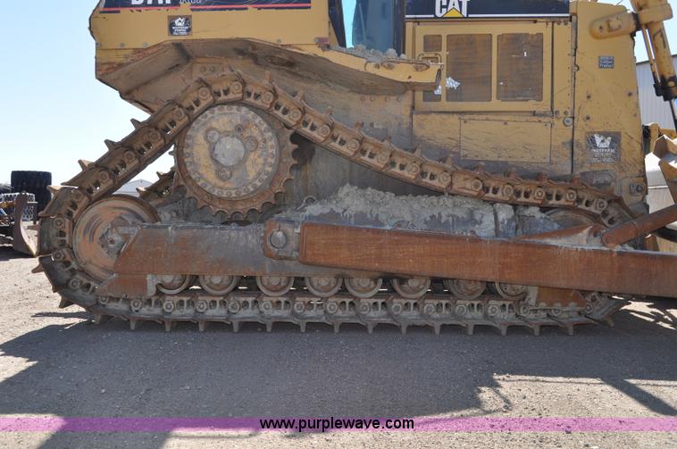 image for item A5885 1999 Caterpillar D7R XR dozer
