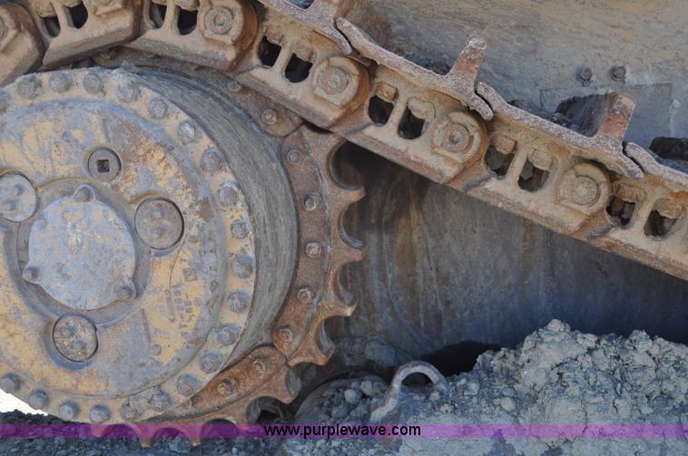 image for item A5885 1999 Caterpillar D7R XR dozer