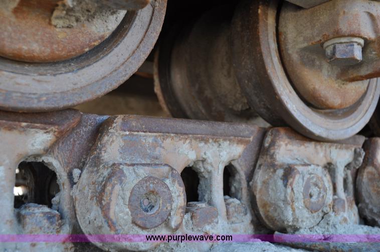 image for item A5885 1999 Caterpillar D7R XR dozer