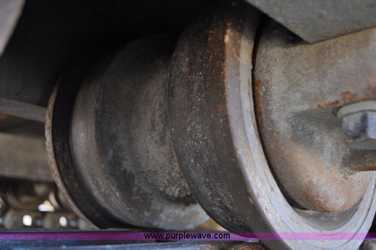 image for item A5885 1999 Caterpillar D7R XR dozer