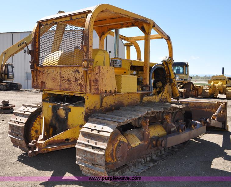 image for item A5886 1964 Caterpillar D7E dozer