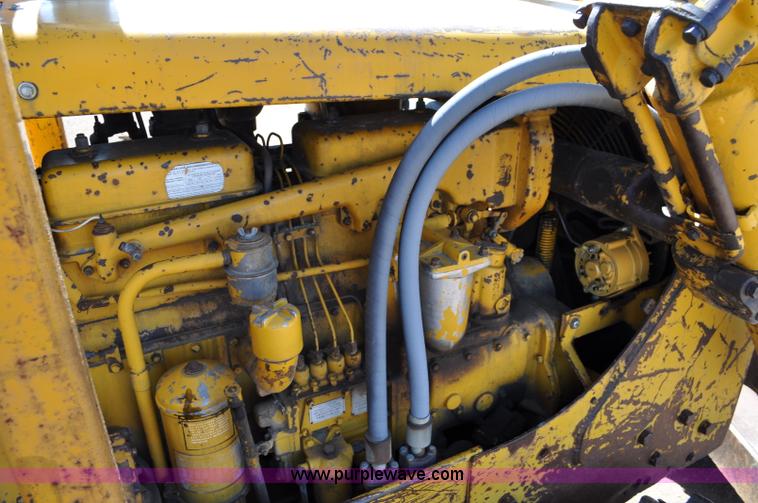 image for item A5886 1964 Caterpillar D7E dozer