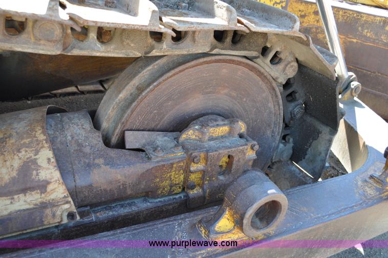 image for item A5886 1964 Caterpillar D7E dozer