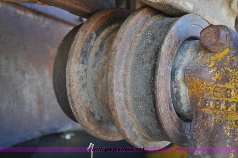 image for item A5886 1964 Caterpillar D7E dozer