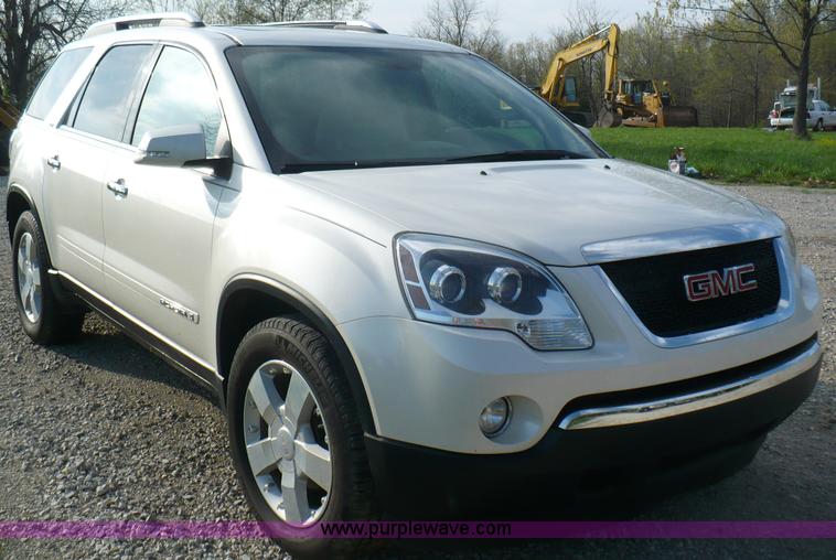 image for item B6324 2008 GMC Acadia SLT SUV