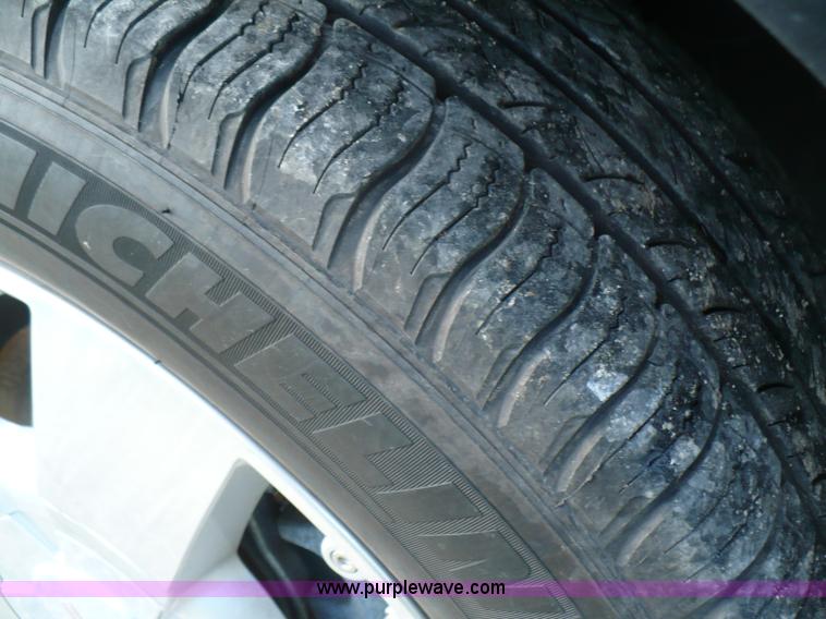 image for item B6324 2008 GMC Acadia SLT SUV