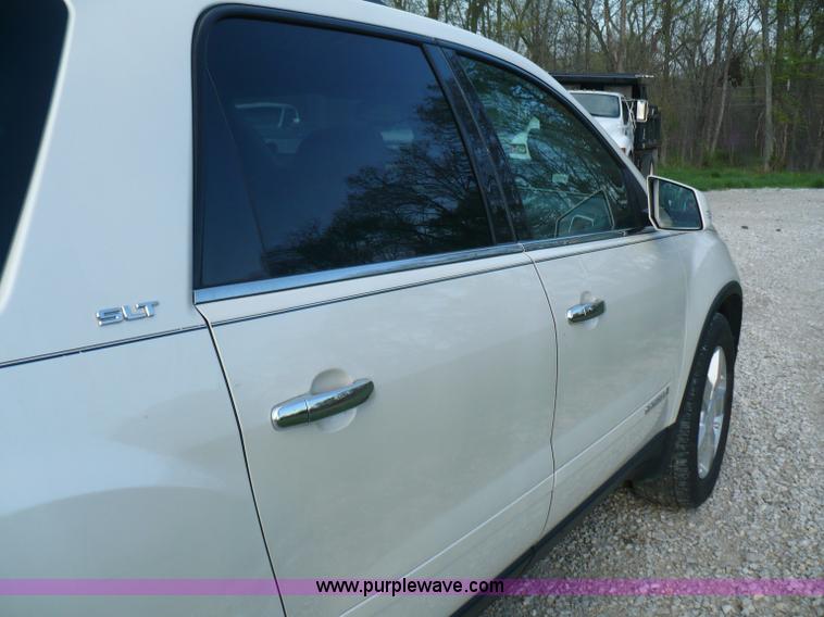 image for item B6324 2008 GMC Acadia SLT SUV