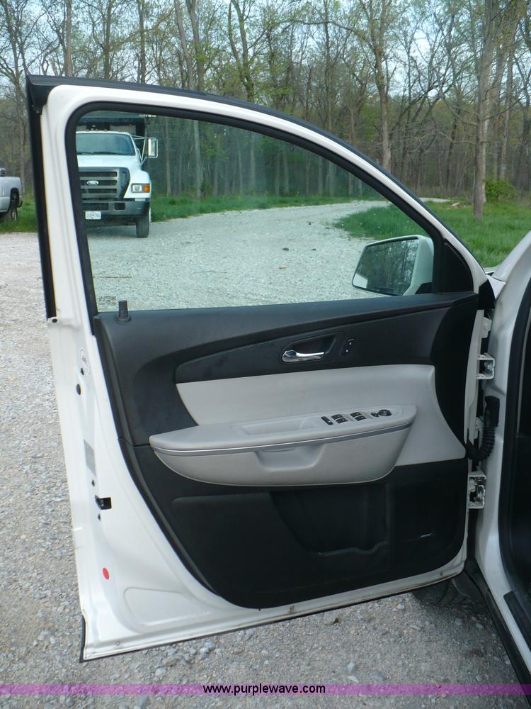 image for item B6324 2008 GMC Acadia SLT SUV