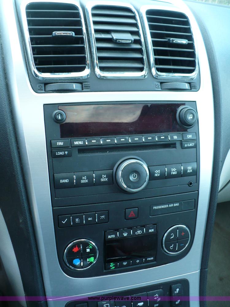 image for item B6324 2008 GMC Acadia SLT SUV