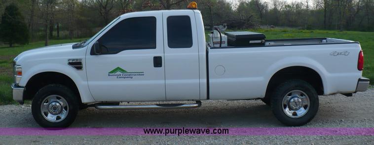 image for item B6325 2008 Ford F250 XLT Super Duty SuperCab pickup truck