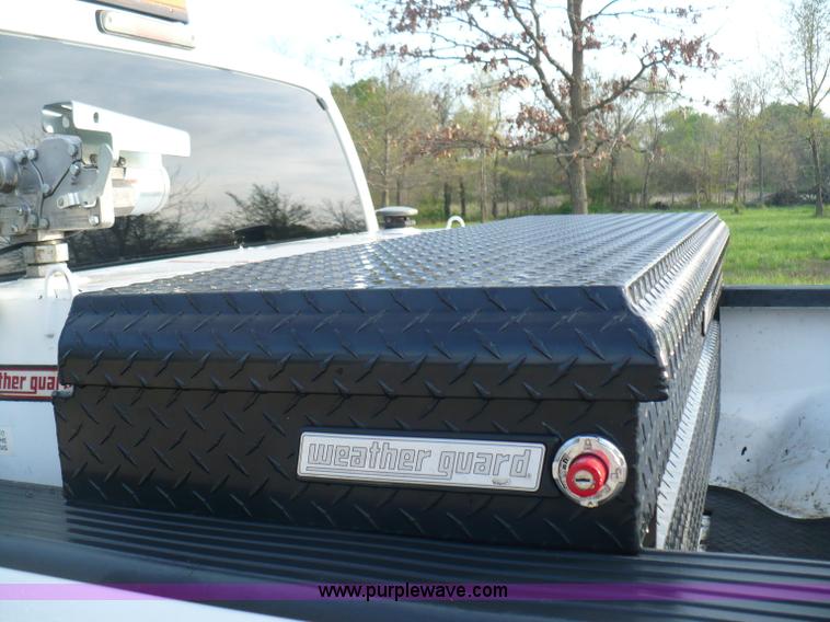image for item B6325 2008 Ford F250 XLT Super Duty SuperCab pickup truck