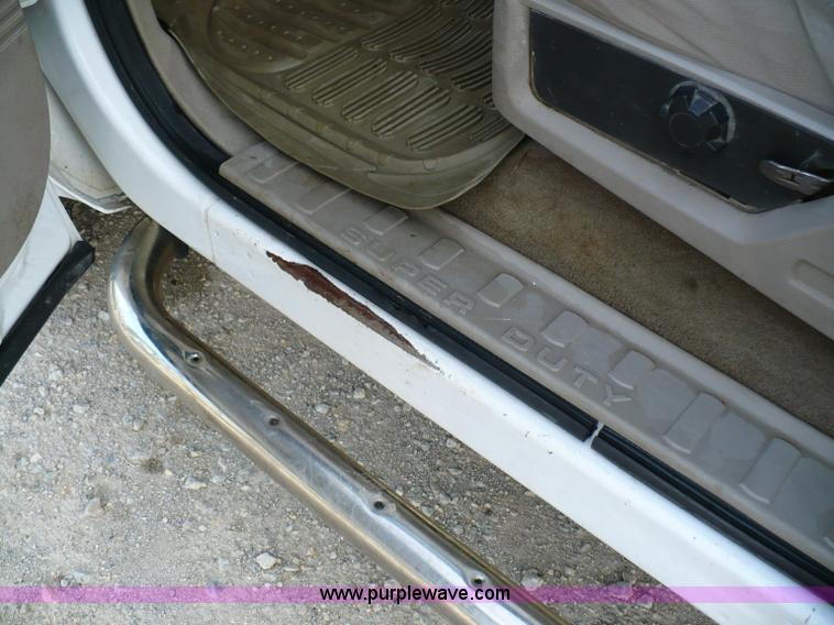 image for item B6325 2008 Ford F250 XLT Super Duty SuperCab pickup truck