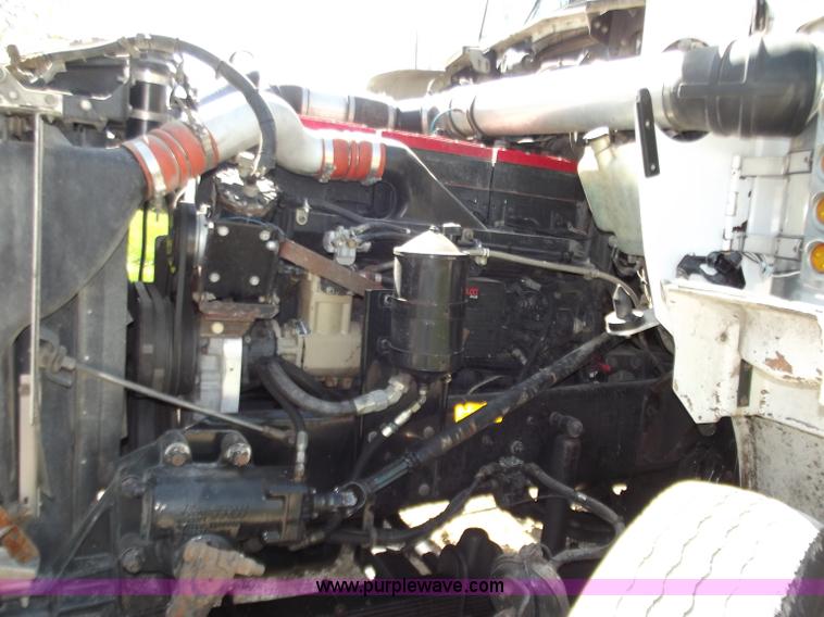 image for item B6326 1999 Kenworth T800 triple axle semi truck