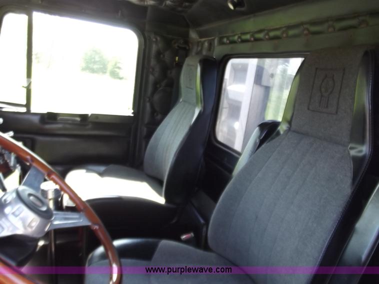 image for item B6326 1999 Kenworth T800 triple axle semi truck