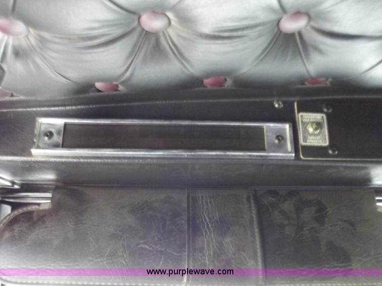 image for item B6326 1999 Kenworth T800 triple axle semi truck