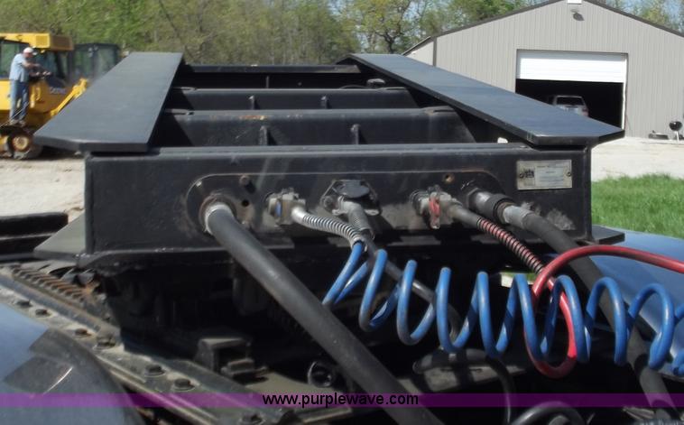 image for item B6327 1999 Trail King 50 ton lowboy trailer