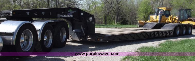 image for item B6327 1999 Trail King 50 ton lowboy trailer