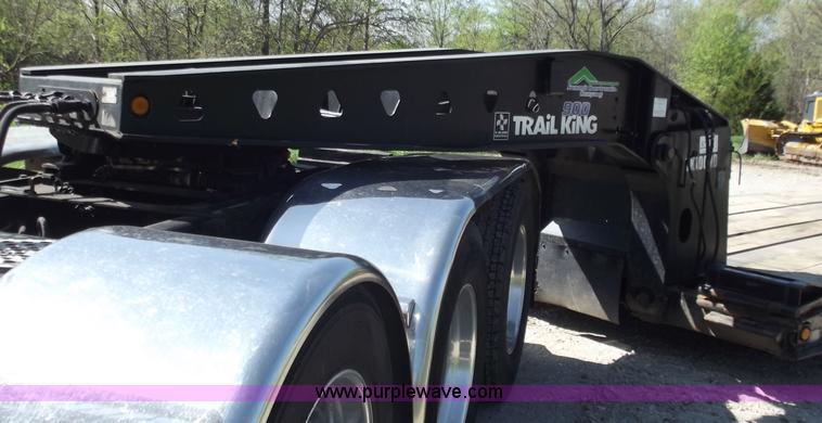 image for item B6327 1999 Trail King 50 ton lowboy trailer