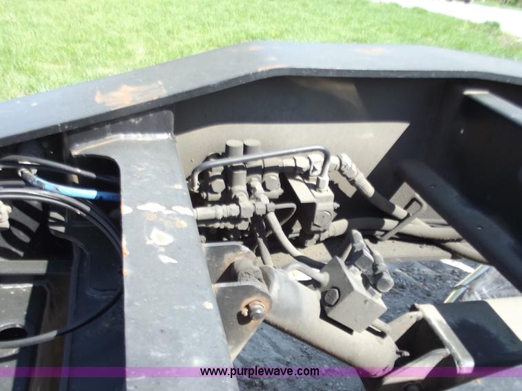 image for item B6327 1999 Trail King 50 ton lowboy trailer