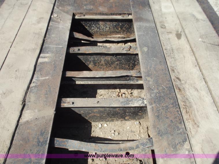 image for item B6327 1999 Trail King 50 ton lowboy trailer