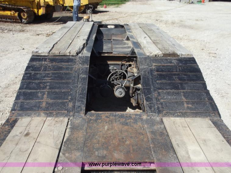 image for item B6327 1999 Trail King 50 ton lowboy trailer