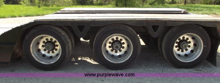 image for item B6327 1999 Trail King 50 ton lowboy trailer
