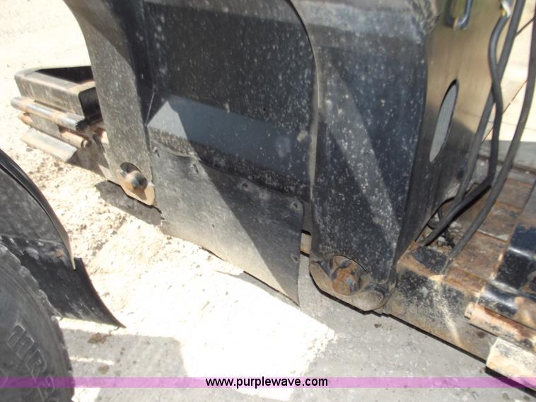 image for item B6327 1999 Trail King 50 ton lowboy trailer