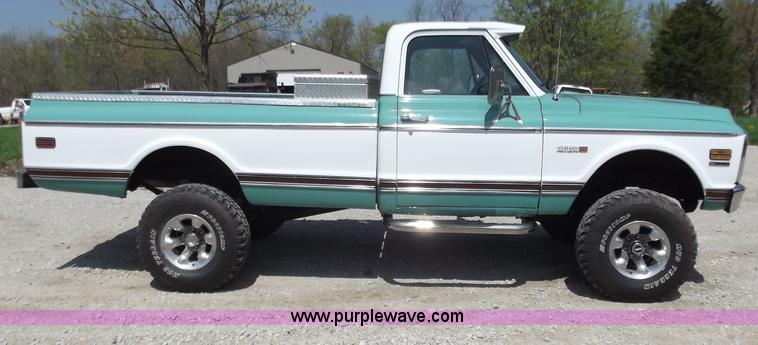 image for item B6329 1970 Chevrolet Cheyenne 10 pickup truck