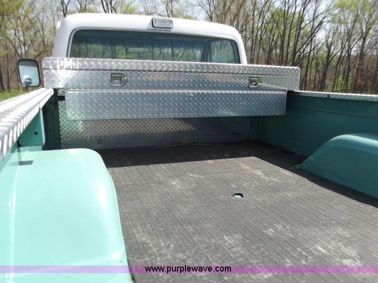 image for item B6329 1970 Chevrolet Cheyenne 10 pickup truck