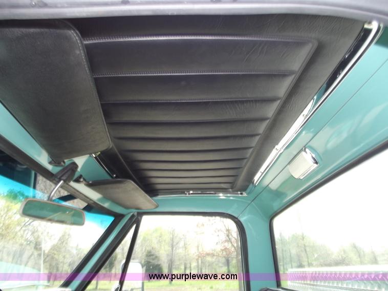 image for item B6329 1970 Chevrolet Cheyenne 10 pickup truck