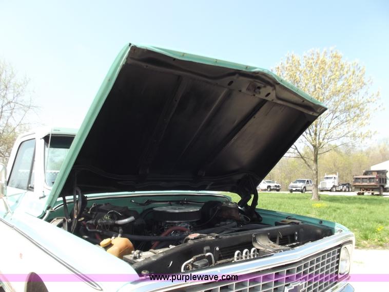 image for item B6329 1970 Chevrolet Cheyenne 10 pickup truck