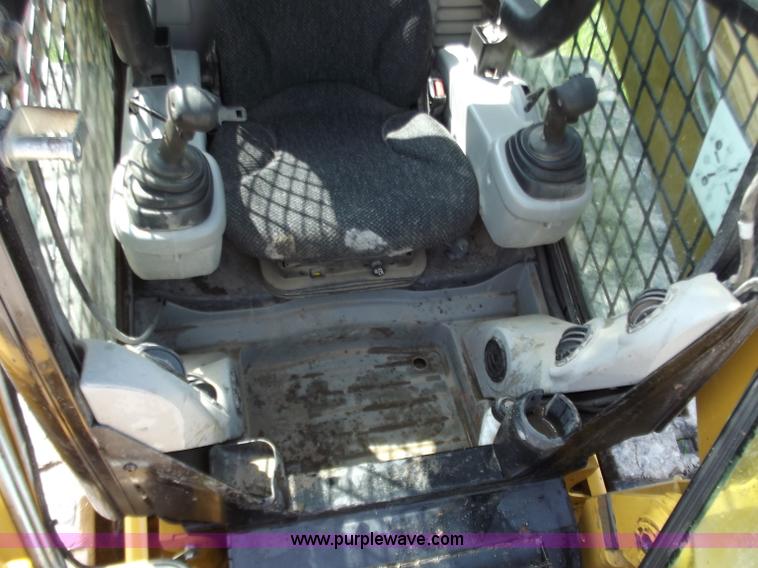 image for item B6331 2010 Caterpillar 289C skid steer