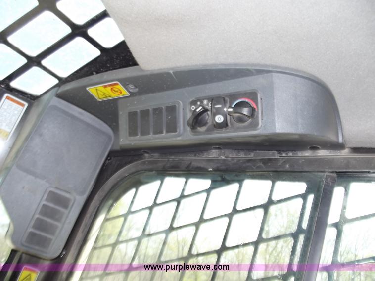 image for item B6331 2010 Caterpillar 289C skid steer